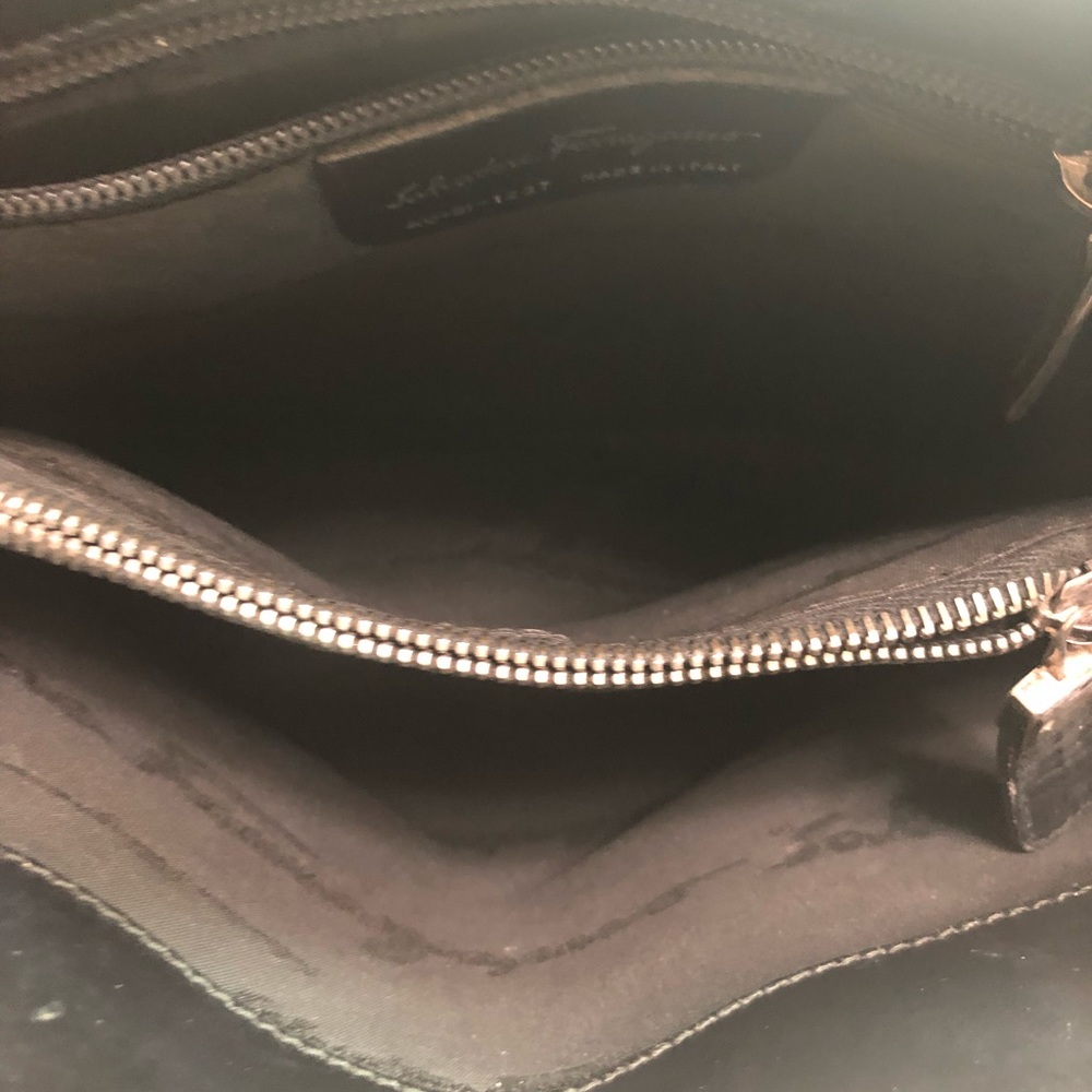 Salvatore Ferragamo Black Leather Purse - Picture 4 of 8